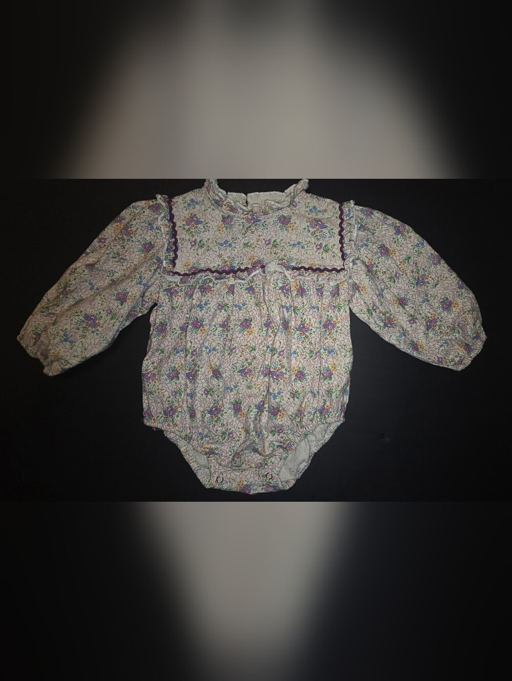 Sam & Louloute Cream Floral Baby One-Piece Bodysuit with Purple Trim Size 80